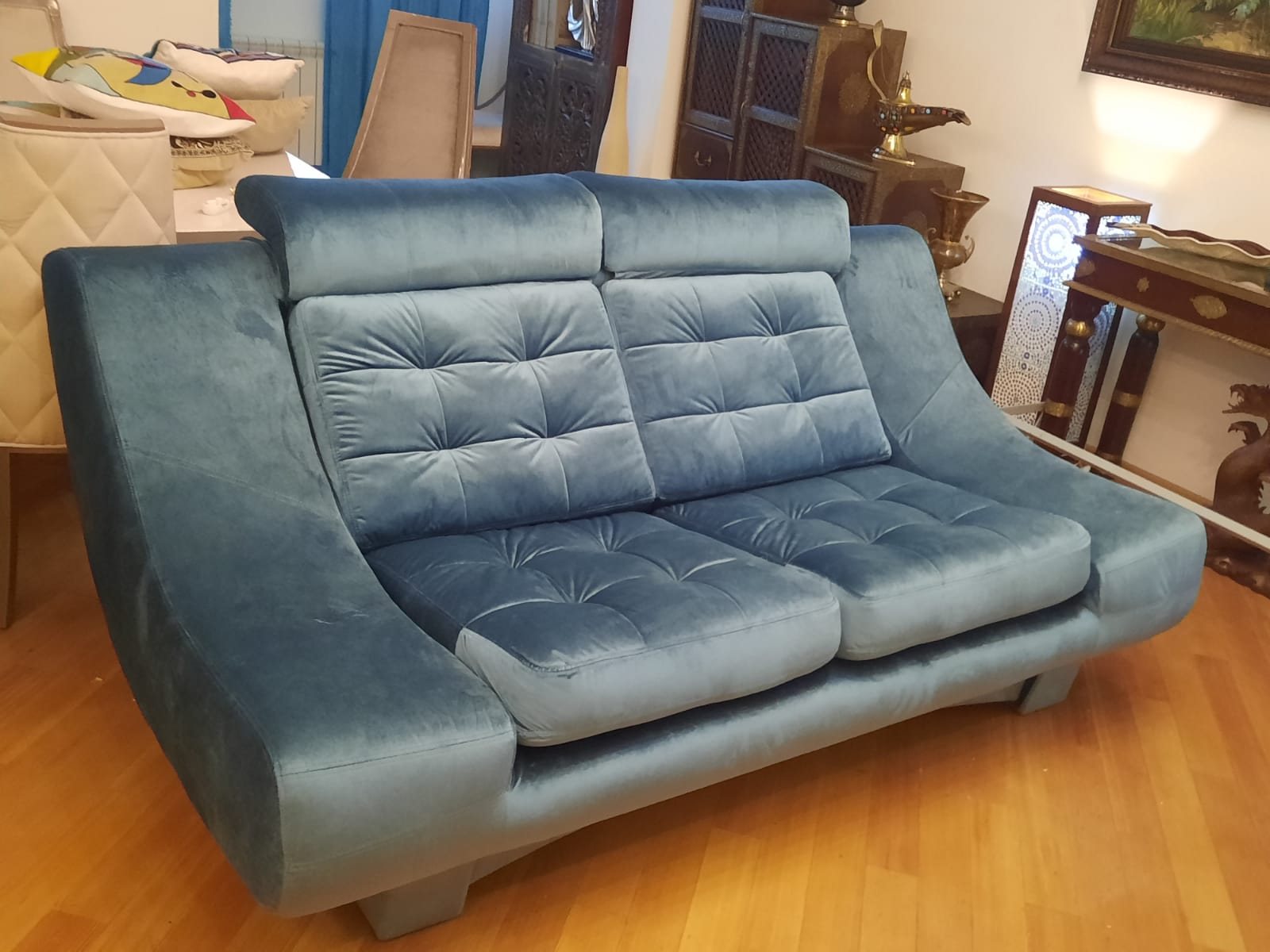 Обивка дивана на дому. Белоярский