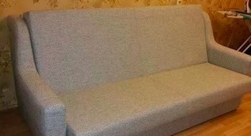 Перетяжка дивана. Белоярский
